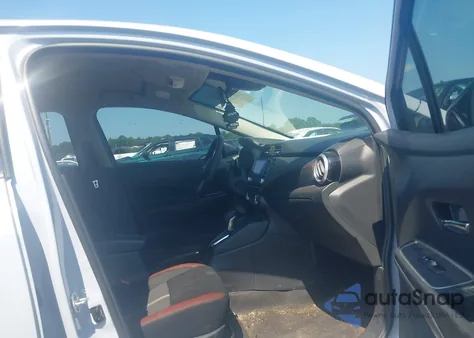 2023 Nissan Versa Sr z USA, uszkodzony, nr VIN 3N1CN8FVXPL824734